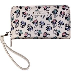 DISNEY Themed “Minnie” Wristlet Wallet Like New Condition White-Pink-Blue-Black